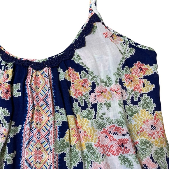 In Bloom By Jonquil Floral Sleeveless Blouse - Picture 2 of 6